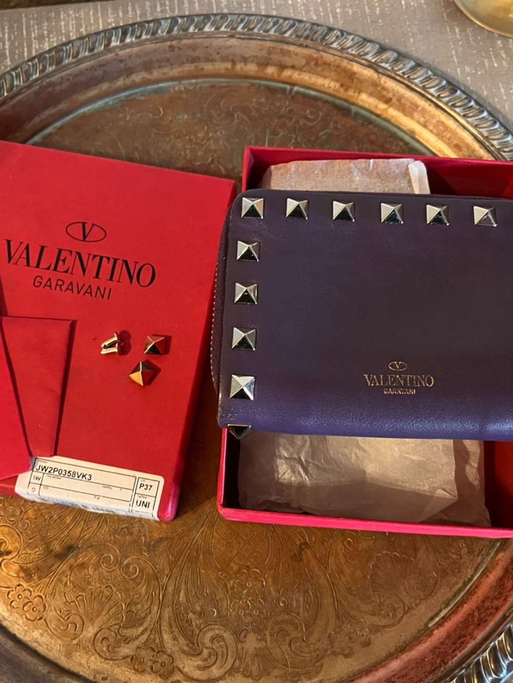 Auth Valentino Garavani purple Rockstud card holder